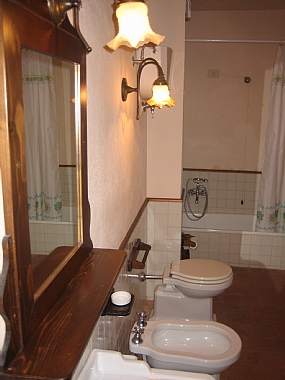 Det ene badeværelse - Om huset - Casa Carolina